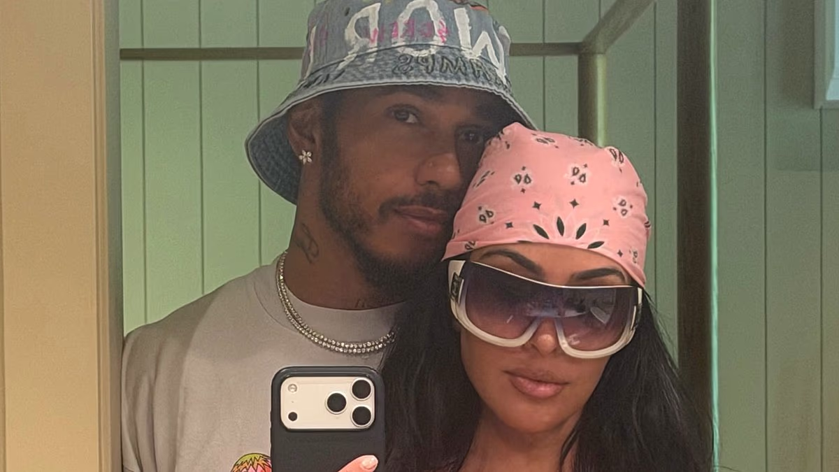 Kim Kardashian's boyfriend Lewis Hamilton embraces her in steamy photo