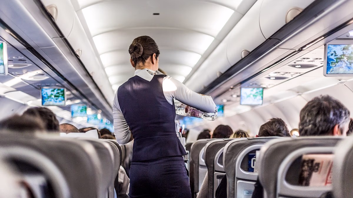 Laptop EXPLODES on American Airlines flight leaving five burned