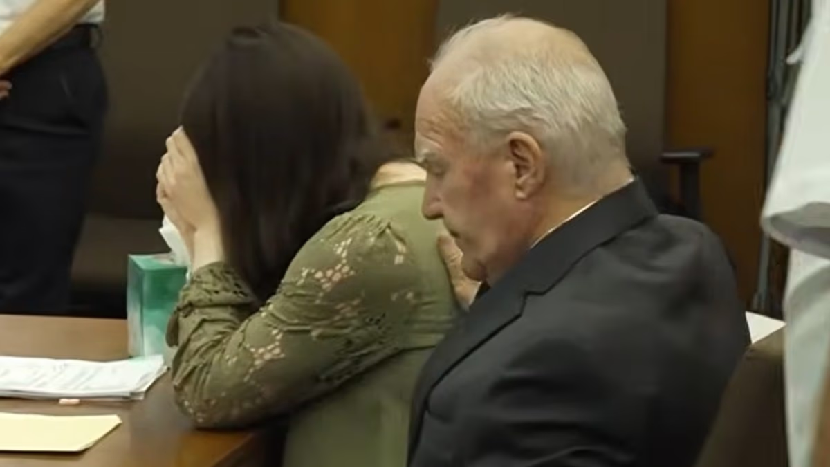 Lindsay Clancy hyperventilates as jury hears about children's injuries