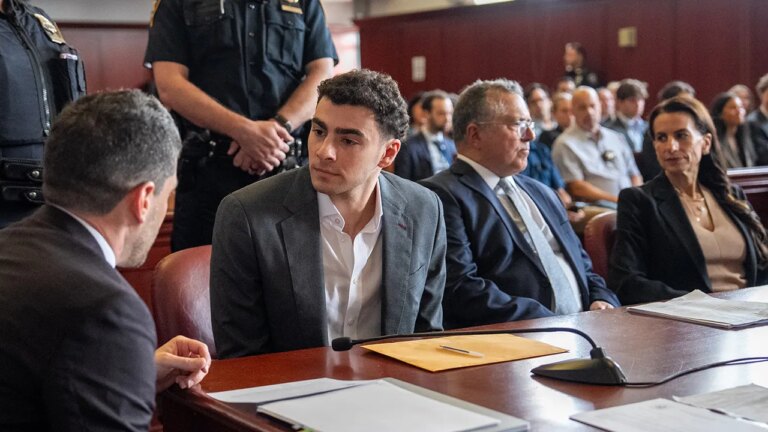 High-Stakes Decision Looms: Luigi Mangione Federal Hearing Sparks Plea Deal Anticipation