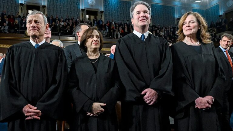 Man Allegedly Uses Forged Signature of Chief Justice Roberts in Attempt to Dismiss His Criminal Case