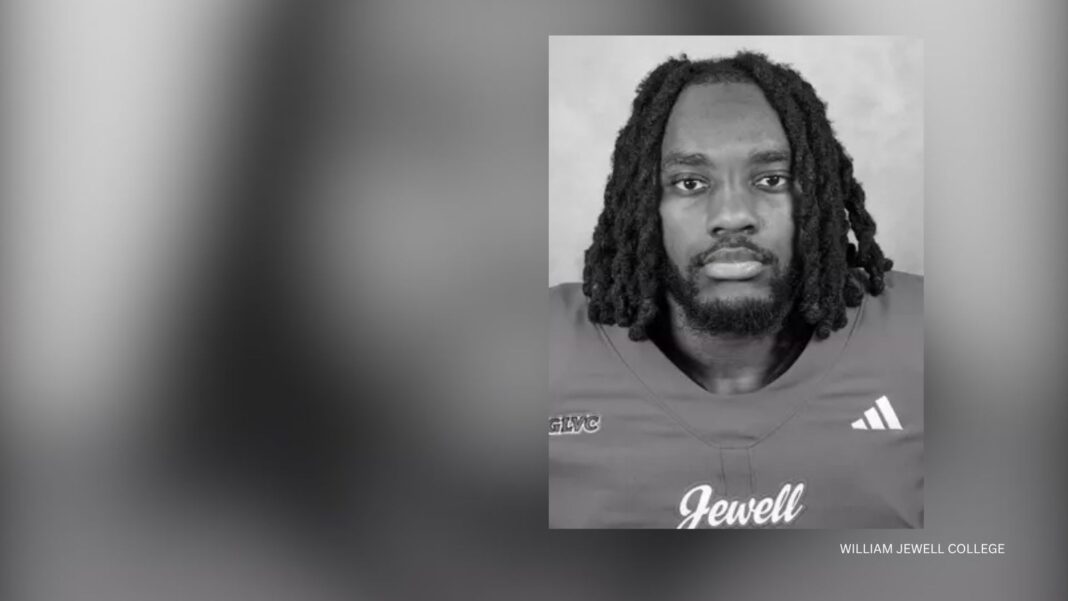 MicahJo Barnett death: Missouri's William Jewell College running back dies after experiencing medical emergency during game