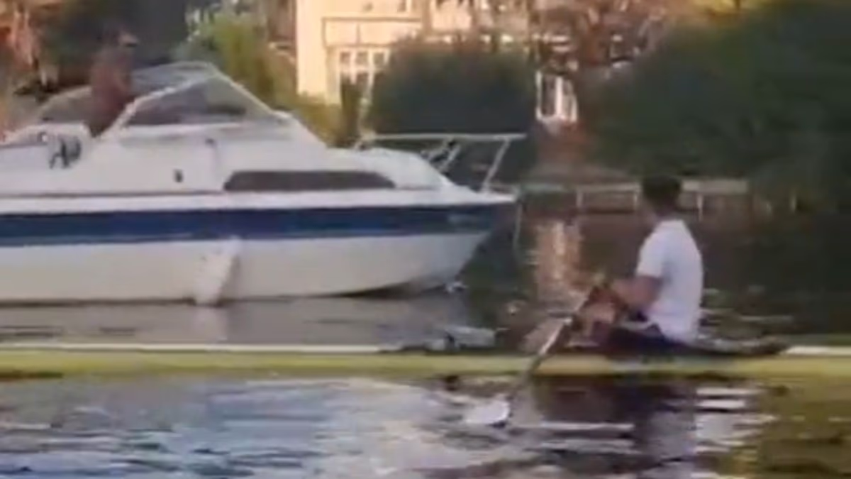 Moment speedboat driver 'tries to ram into Olympic rower' on Thames