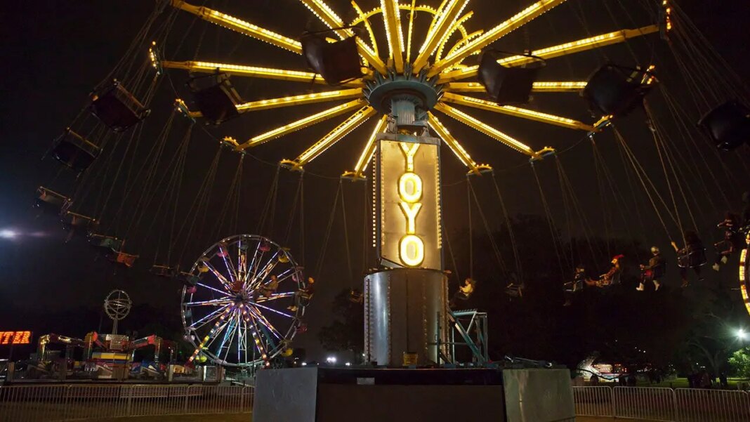 Montana boy killed after being flung from carnival ride operating with missing restraints, lawsuit alleges