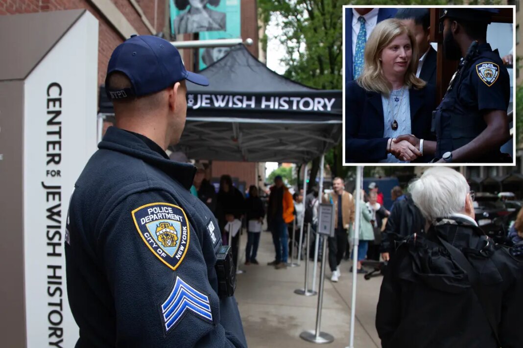 More police patrols urged for Jewish schools, synagogues ahead of High Holy Days