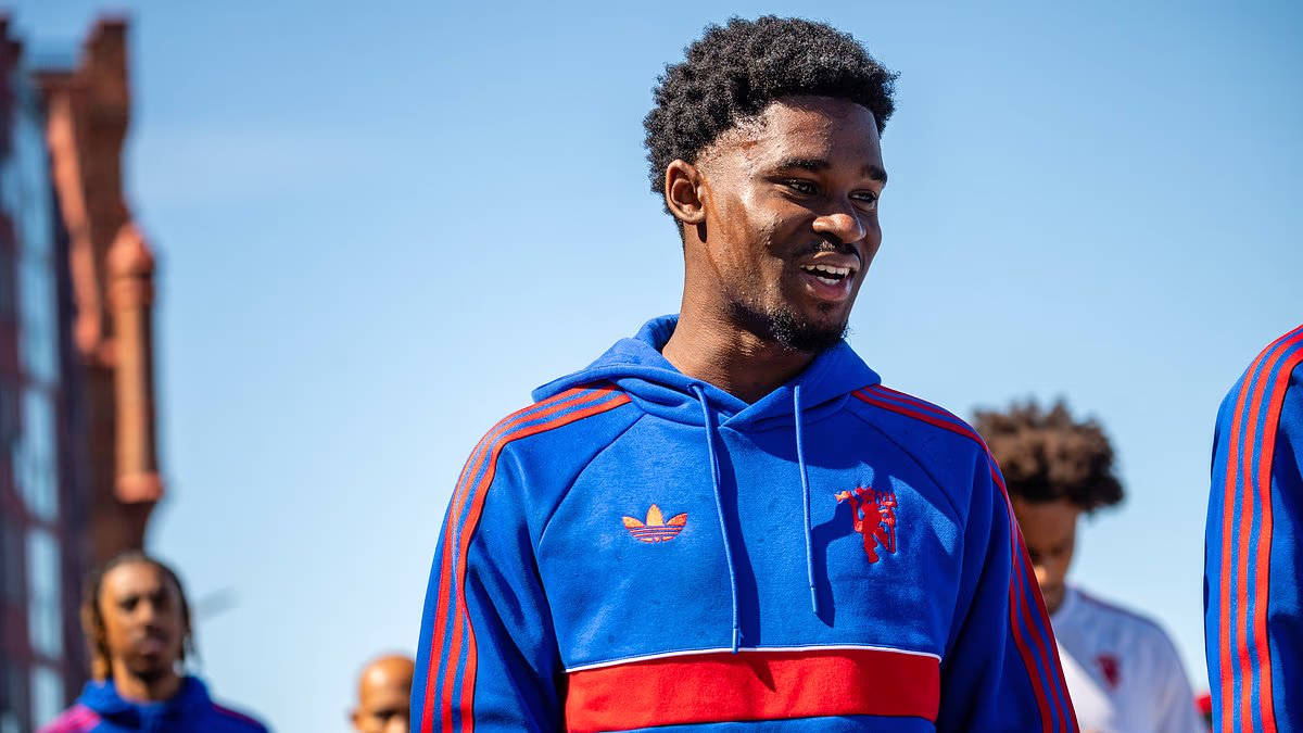 Nottingham Forest close in on £36m transfer, Barcelona to table new bid for Man City's Rodri - and Southampton eye move for Man United youngster: WINDOW WATCH