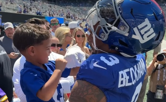 ODELL BECKHAM JR. SHARES SWEET MOMENT WITH SON AHEAD OF GIANTS PRESEASON GAME