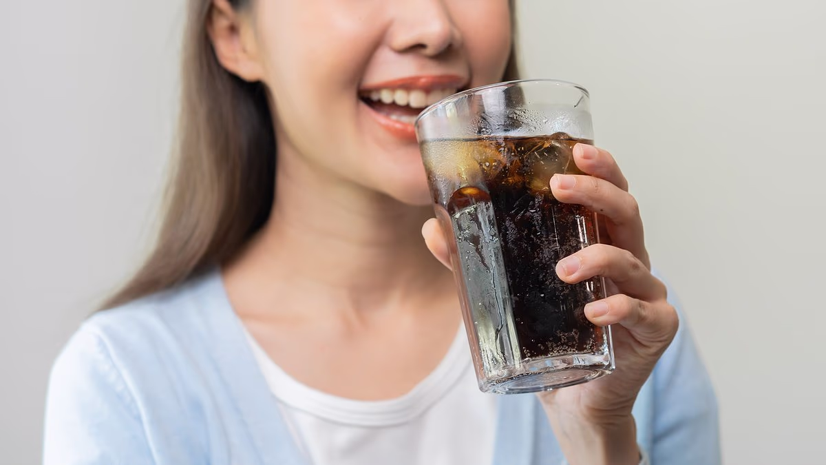 One daily sugary drink doubles risk of cancer rising in young people