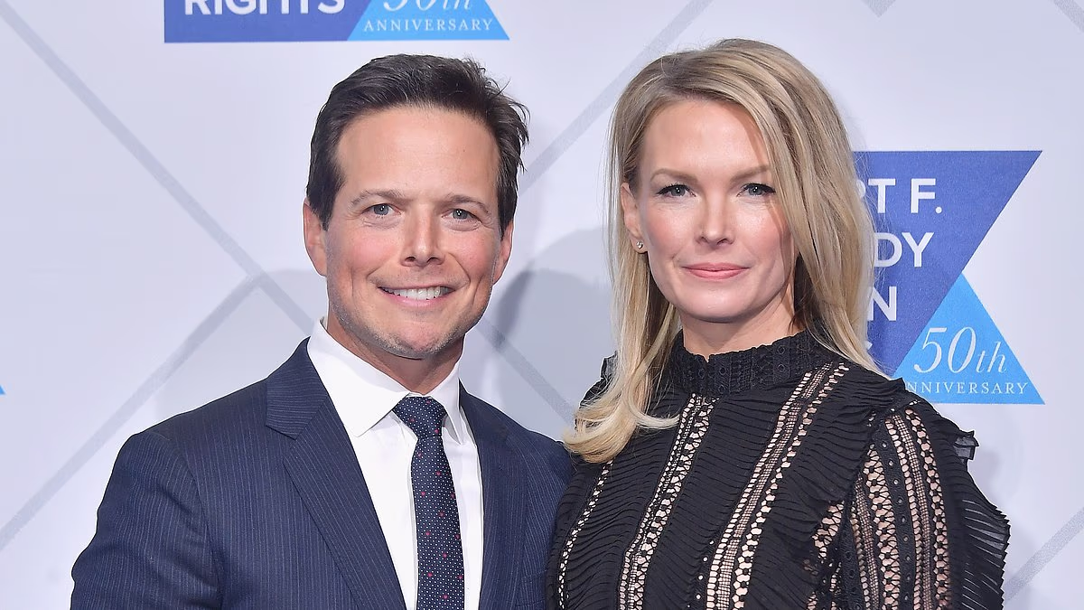 Scott Wolf's ex Kelley APOLOGIZES for their 'nightmare' drama