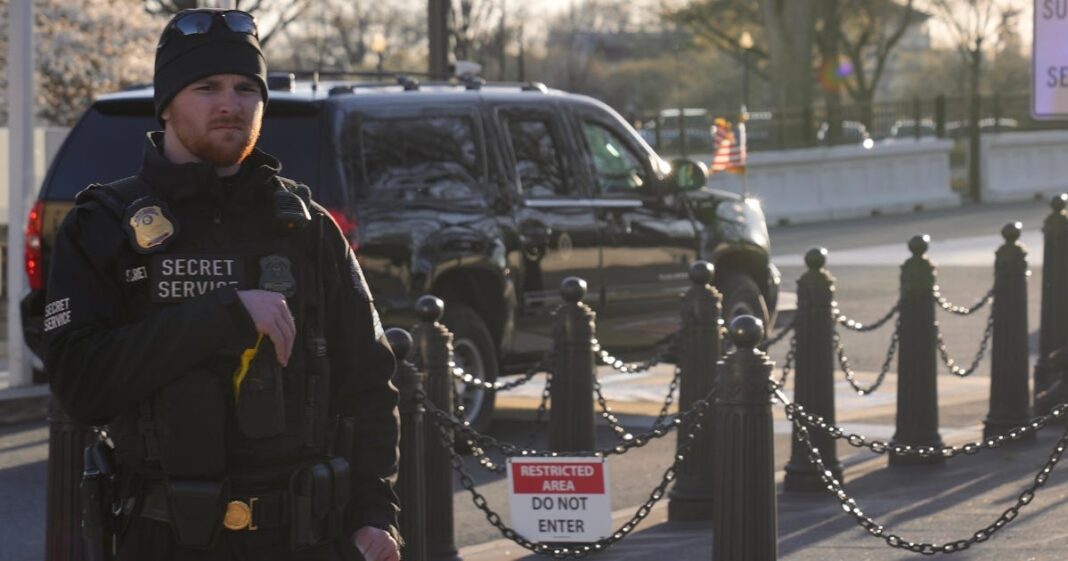Secret Service Official Sounds Alarm: 