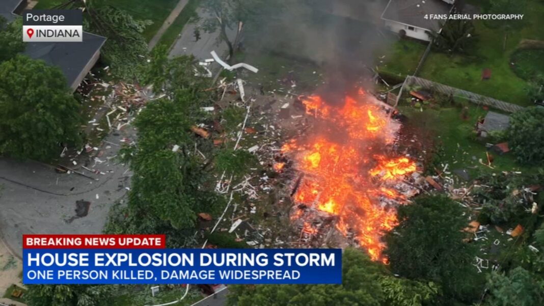 Storm damage Indiana: Neighbors begin clean up after deadly storms wreak havoc, house explosion kills 1 in Portage, Indiana