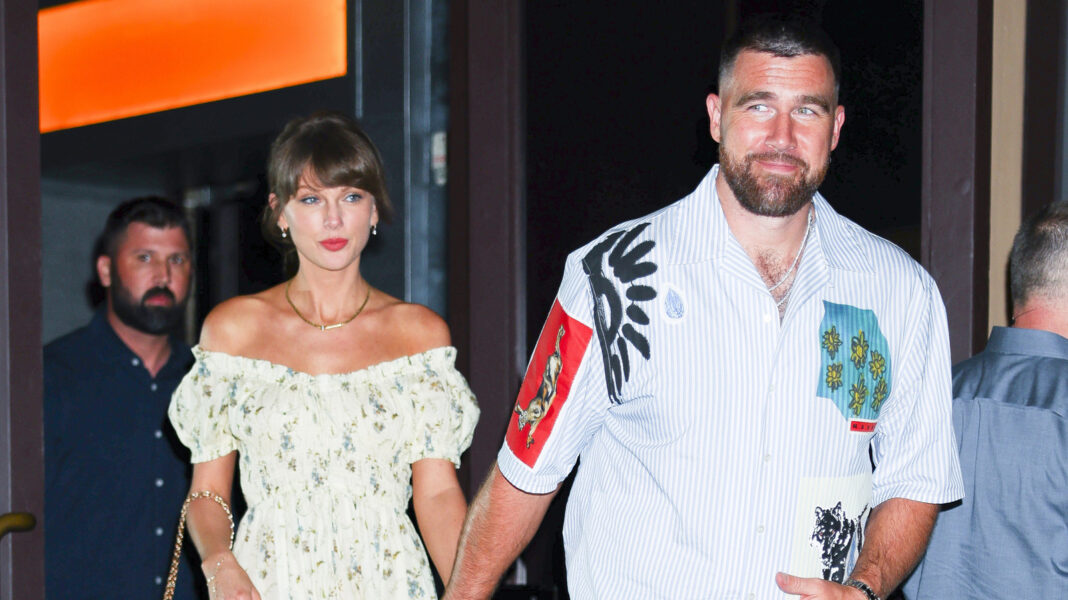 Taylor Swift & Travis Kelce's Wedding Guests Were Unimpressed By This 'Tacky Detail'