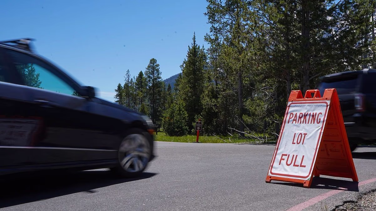 Terrible parking lot etiquette rocks America's ritziest mountain town
