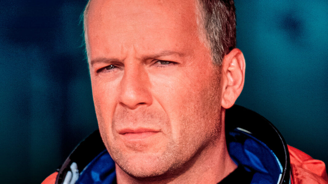 The '90s Sci-Fi Bruce Willis Movie That Critics Got Wrong