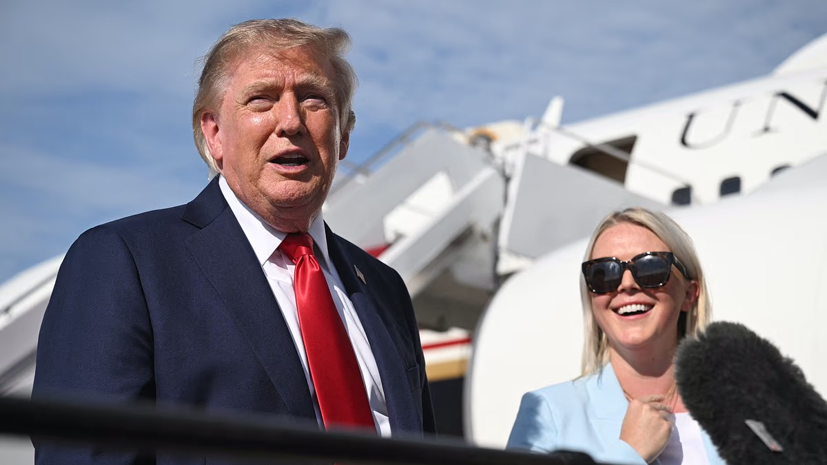 Trump boasts he has 'so many job applications' for press secretary
