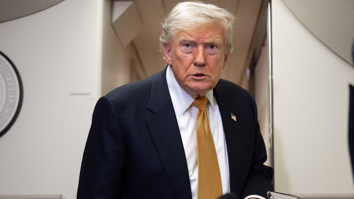 Trump threatens to bomb Oman if it continues negotiations with Iran