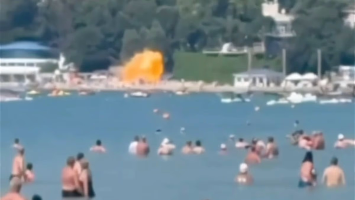 Ukrainian drone kills Russian sunbathers near Putin's £1bn palace
