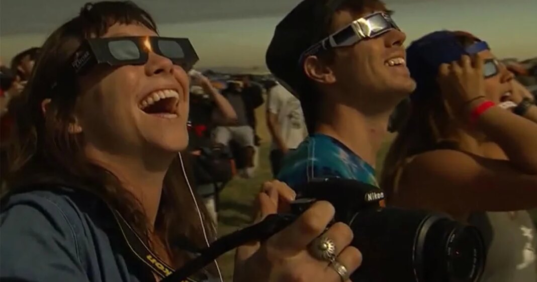 What happens during a solar eclipse? Experts explain the awe-inspiring phenomena to expect on April 8