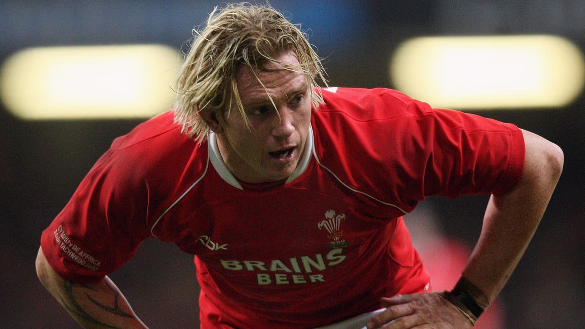 'I'm f****** angry... we're stuck on a hamster wheel and people are killing themselves': Former Wales star ALIX POPHAM bares his soul as rugby's civil war over brain injuries drags on - and insists he is not trying to 'ruin' the sport