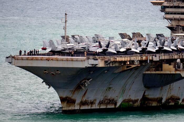 8 sailors in USS Lincoln group attempted suicide on extended deployment, Navy leader says