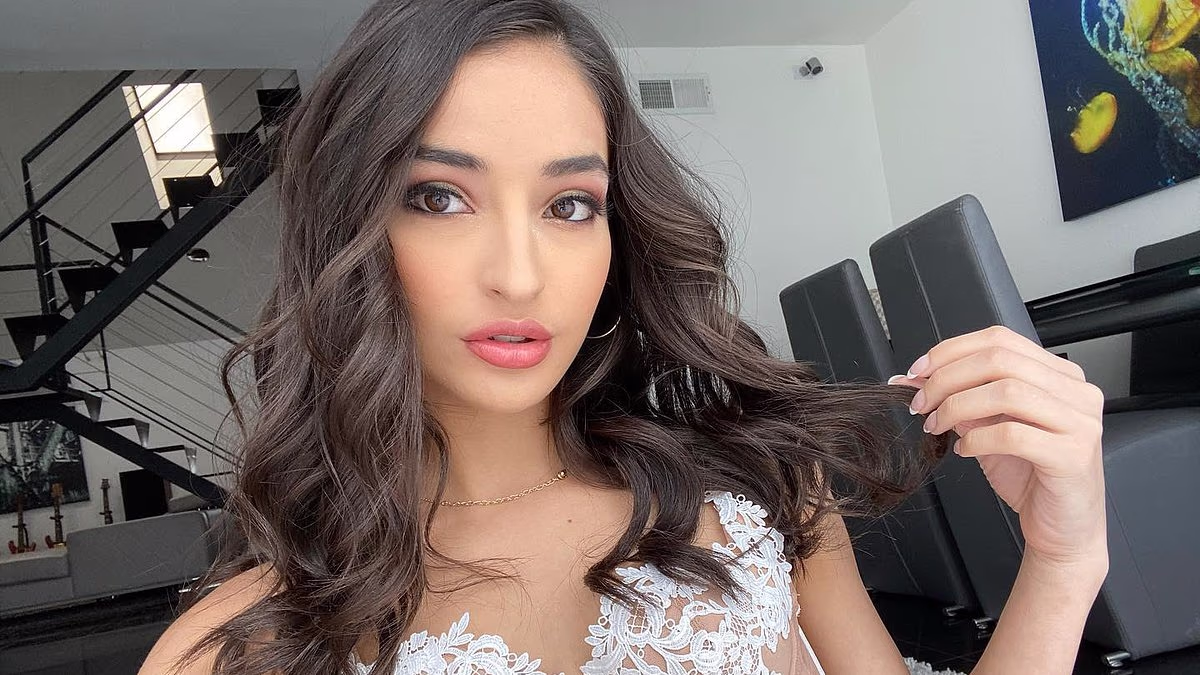 Actress Emily Willis's last texts before she was left fully paralyzed