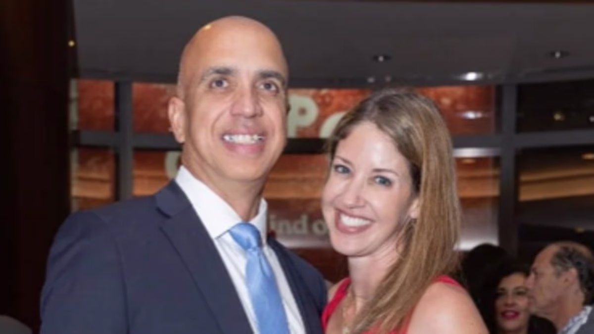 America's bravest boyfriend dating widow whose mom took out hit on ex