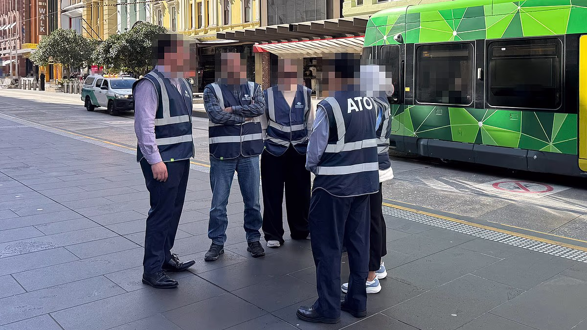 Aussies on alert as ATO blitz targets tax dodgers in Melbourne