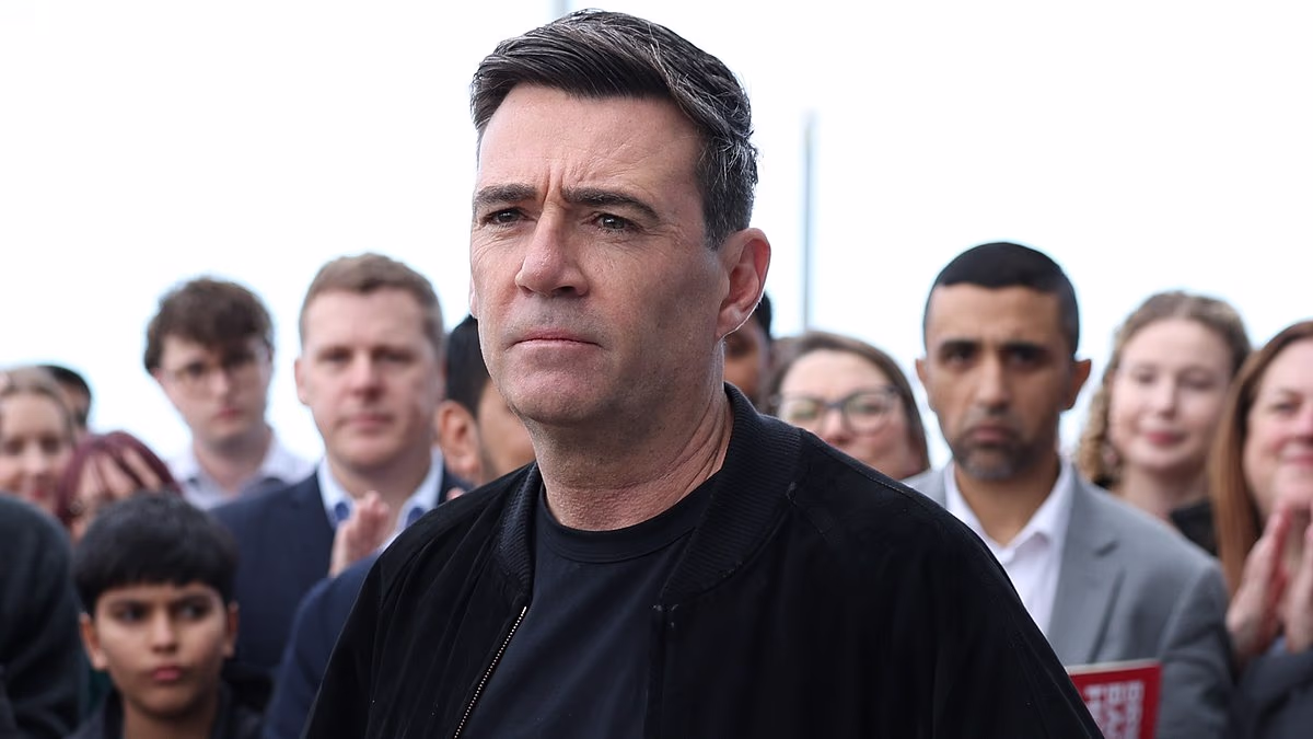 Burnham puts wife centre stage and dishes out kisses