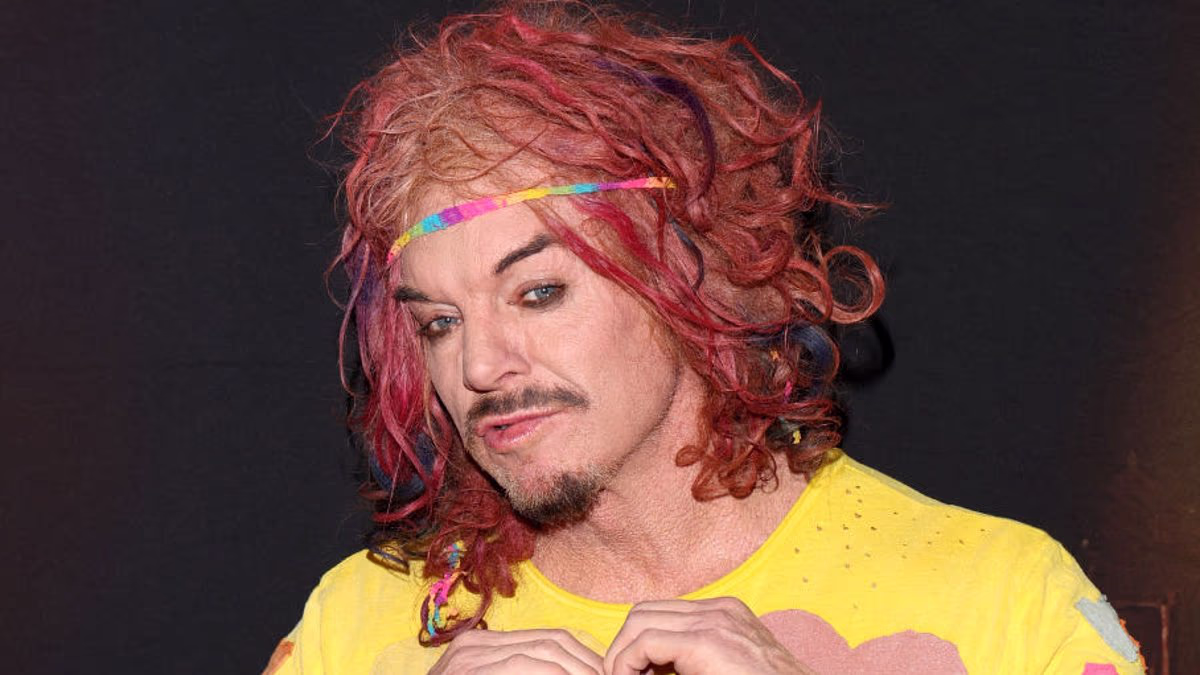 Carrot Top's accused blackmailer breaks his silence