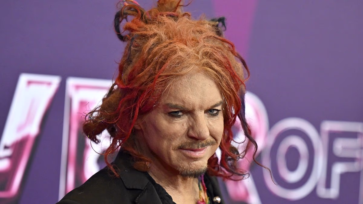 Carrot Top's home visited by police after 'suicide attempt'