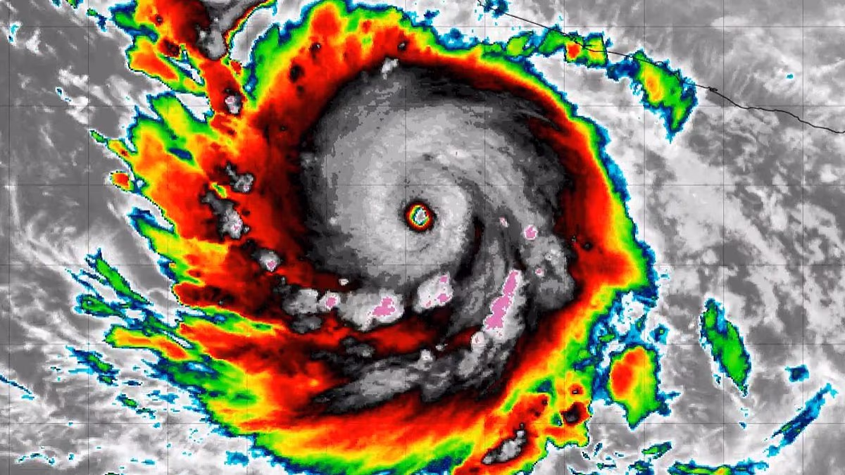 Category 5 hurricane explodes as models reveal path toward US states