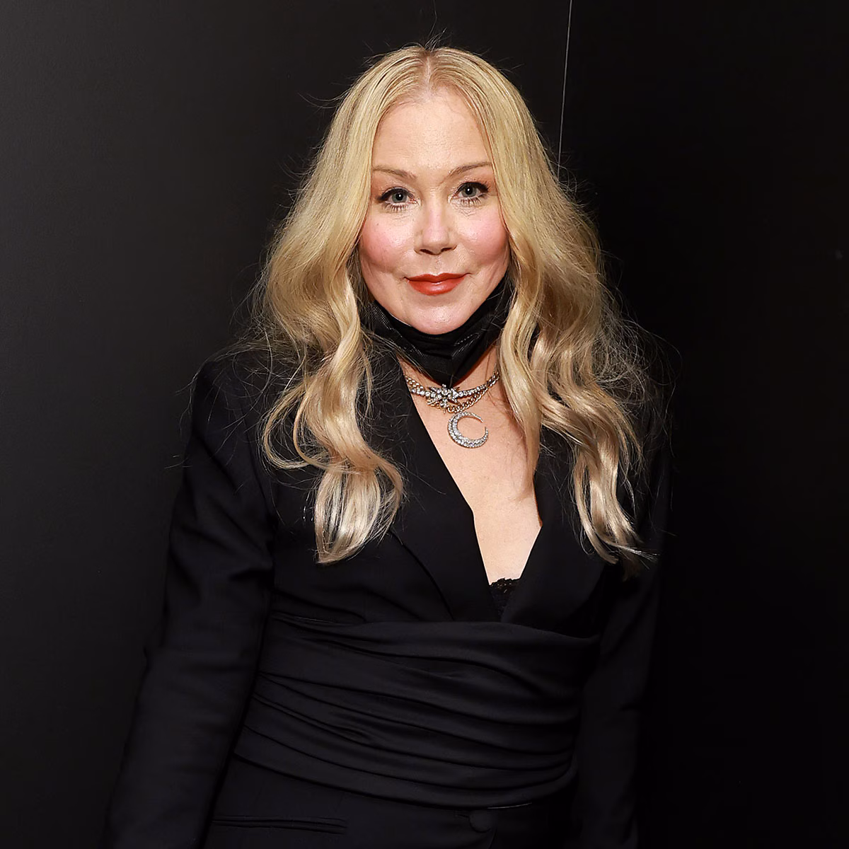 Christina Applegate Shares Pic of "Weird Spot" on Cheek Amid MS Battle