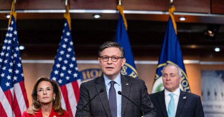 Congress Passes Funding Bill to Avert Shutdown Before Midterms
