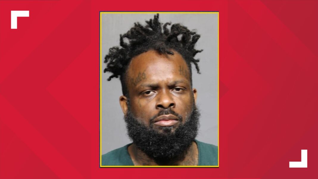 Convicted felon arrested for murder of 28-year-old in Jacksonville