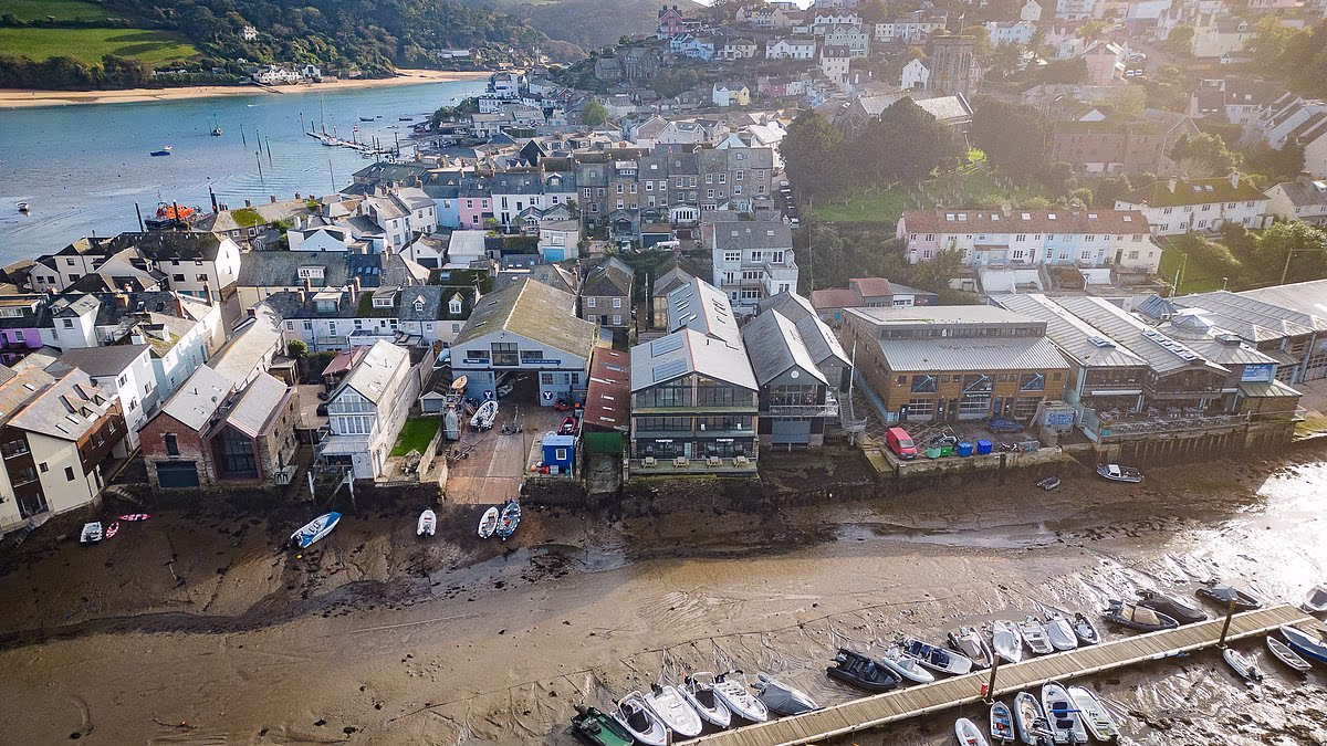 Developer goes bust after failing to overturn new builds rule in town