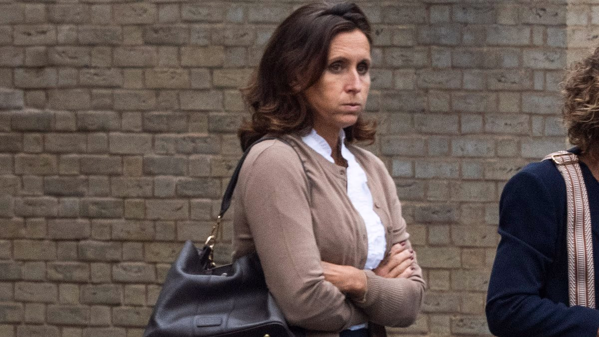 Developer 'who strangled wife' claimed wetsuit caused her neck bruises