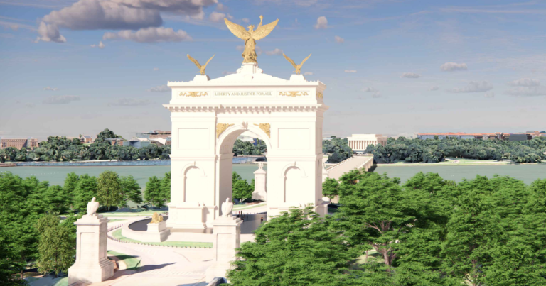 FAA Says Trump Arch Won’t Disrupt Washington Airport Flight Paths