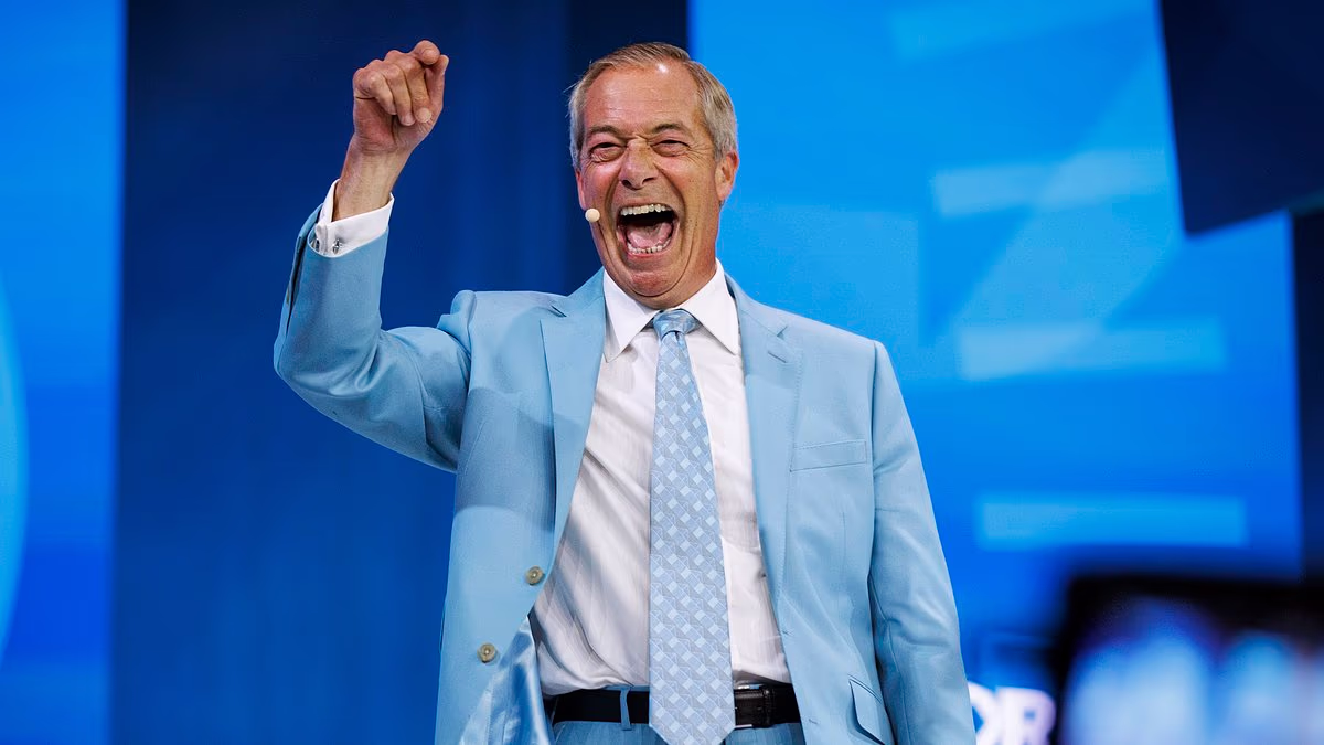 Farage: £72m war chest from billionaires will ready Reform for No10