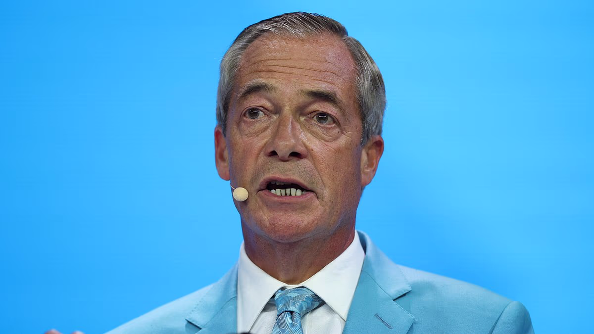 Farage calls for ban on face coverings after masked migrant protests