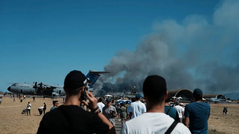 Fighter Jet Crashes During Air Show, Killing Two Pilots as Spectators Watch