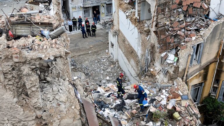 Six Killed, Including Four American Tourists, in Explosion Near Athens’ Acropolis