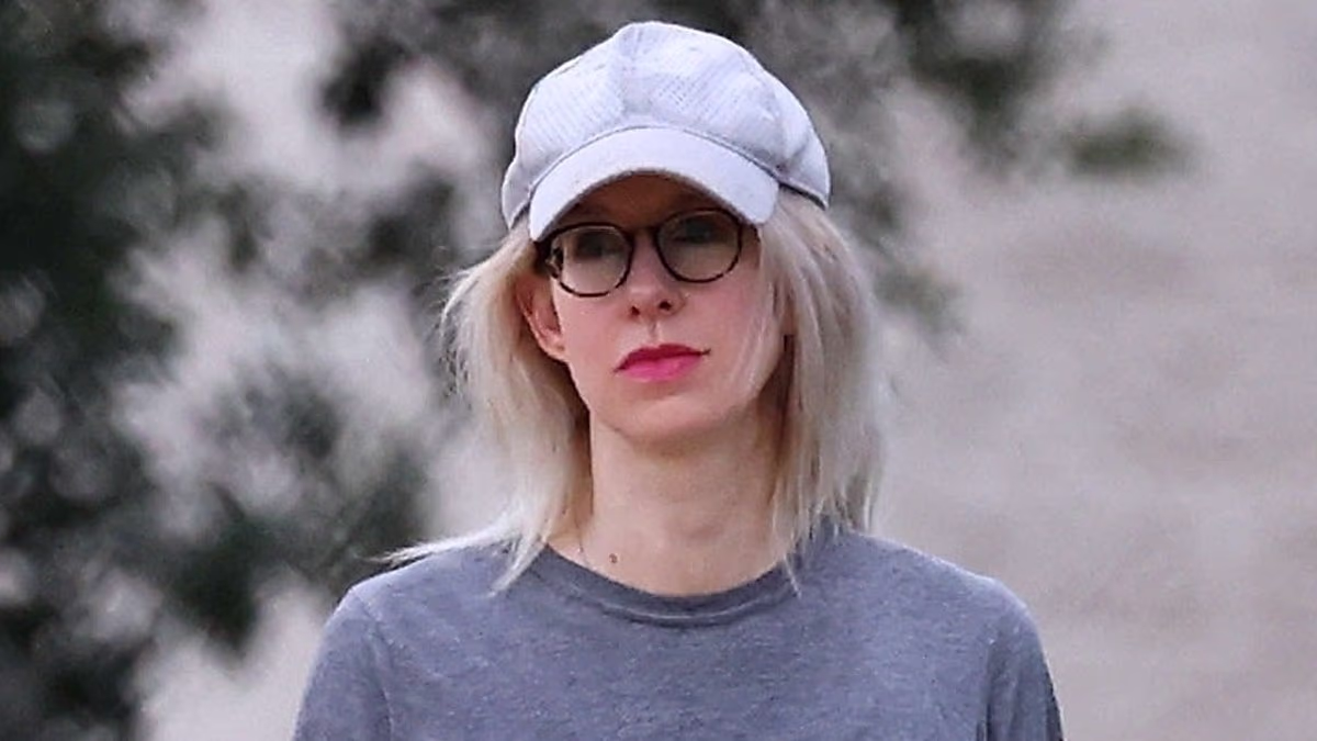 Fraudster Elizabeth Holmes set to leave jail, transfer to new facility
