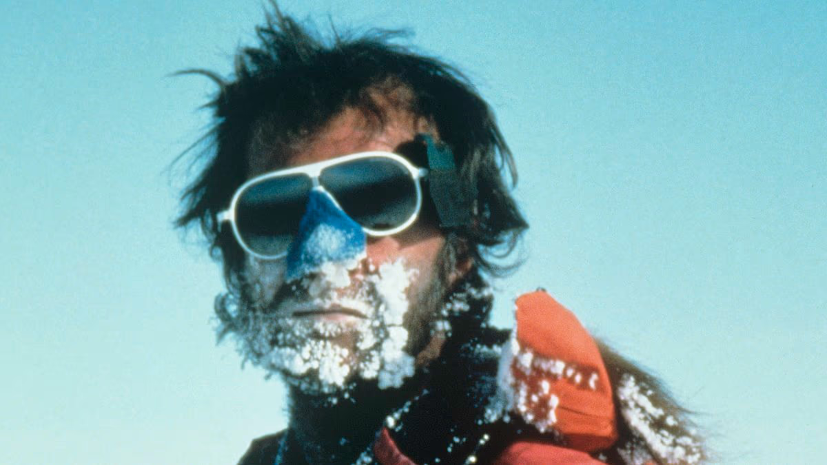 Friends of Sir Ranulph Fiennes urge police to investigate 'captivity'
