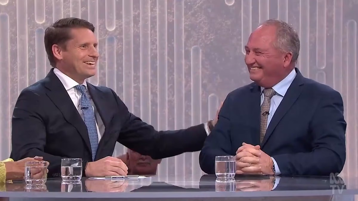 Hastie says Joyce apologised to him over One Nation's 'traitor' insult