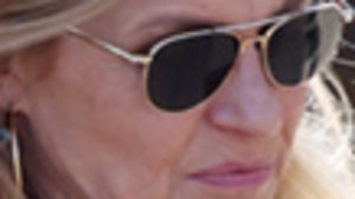 Hayden Panettiere's costar Connie Britton leads stars at memorial