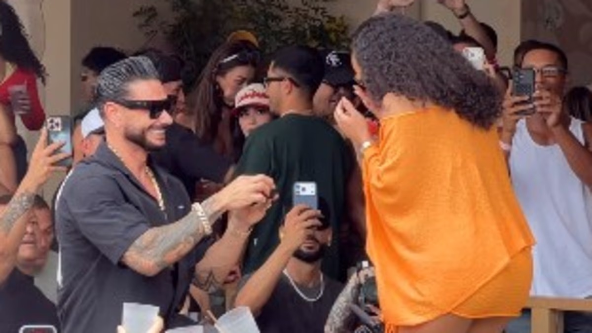 Jersey Shore star Pauly D is ENGAGED! MTV vet proposes to Nikki Hall