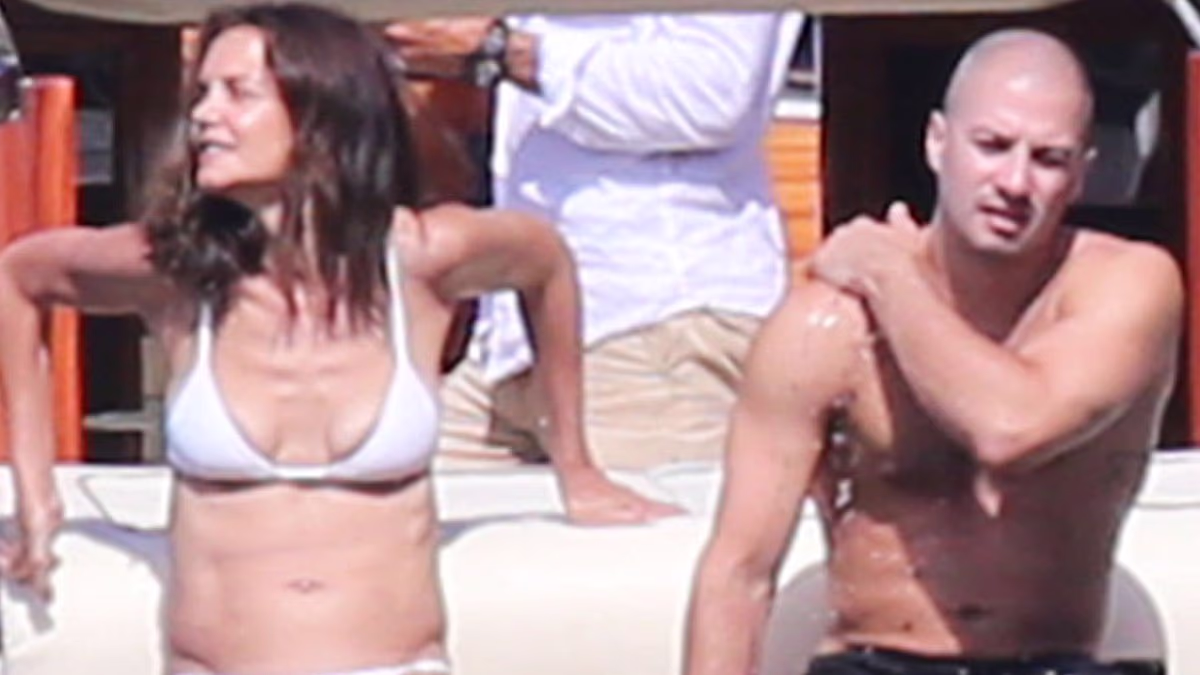 Katie Holmes enjoys PDA-filled frolic with toyboy Jason Bard Yarmosky