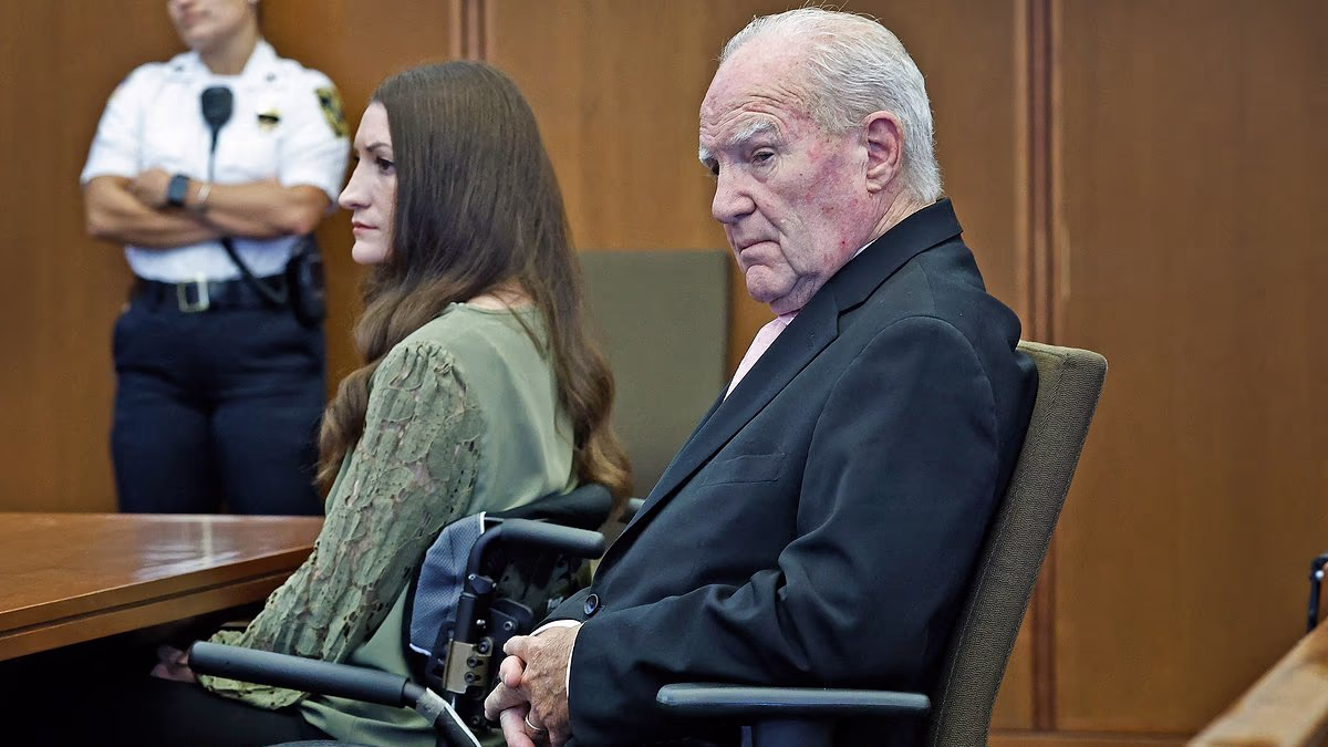 Lindsay Clancy's lawyer says accuses holdout juror of bias