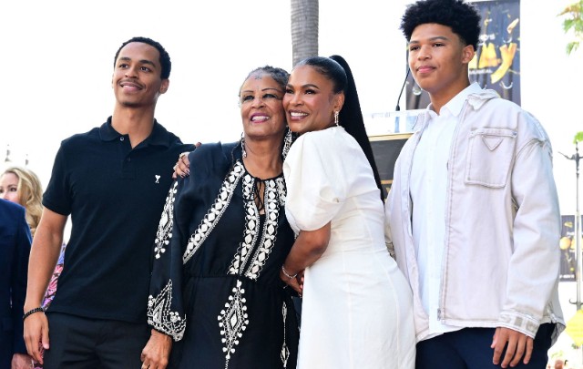 NIA LONG RECEIVES HOLLYWOOD WALK OF FAME STAR WITH HER SONS AND MOTHER BY HER SIDE