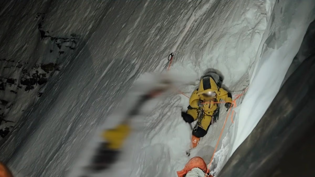 New footage shows climbers discover dying porter during K2 climb